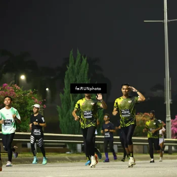 Runner Photo 6647323