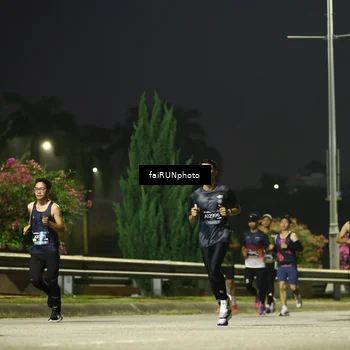 Runner Photo 6648008