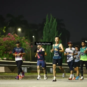 Runner Photo 6648302