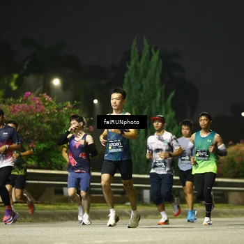 Runner Photo 6648423