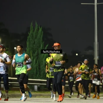 Runner Photo 6648494
