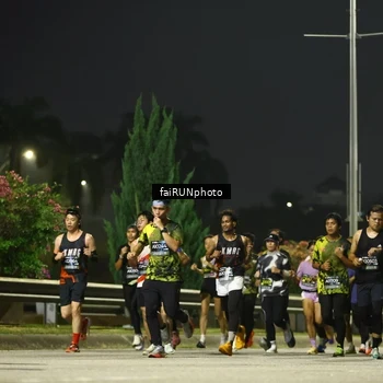 Runner Photo 6648696