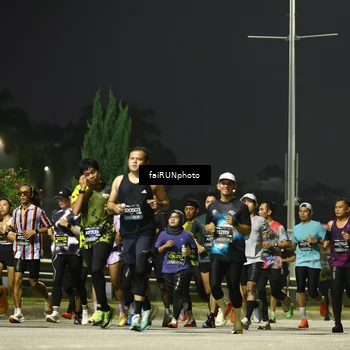 Runner Photo 6648990