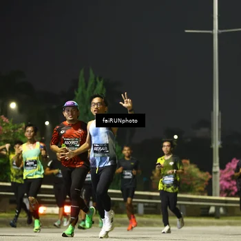 Runner Photo 6649735