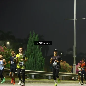 Runner Photo 6649804