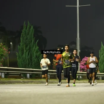 Runner Photo 6650082