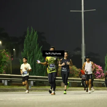 Runner Photo 6650161