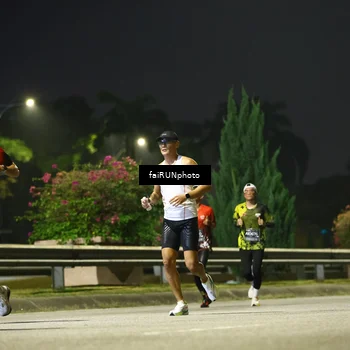Runner Photo 6650242