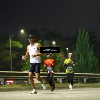Runner Photo 6650331
