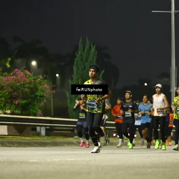 Runner Photo 6650457