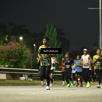 Runner Photo 6650488