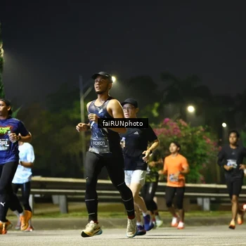Runner Photo 6650497
