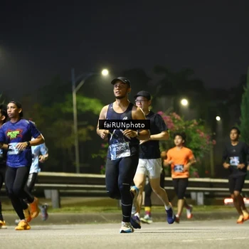 Runner Photo 6650520