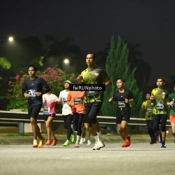 Runner Photo 6650717