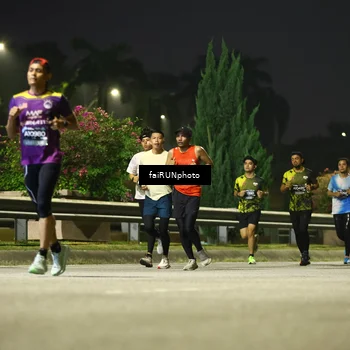 Runner Photo 6651690