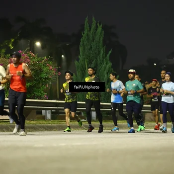 Runner Photo 6651909