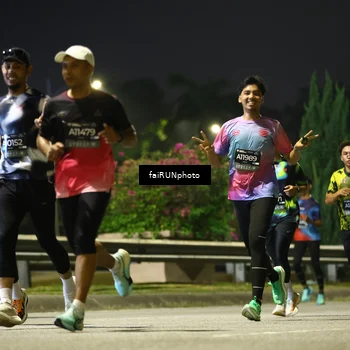 Runner Photo 6652550