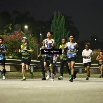 Runner Photo 6653673