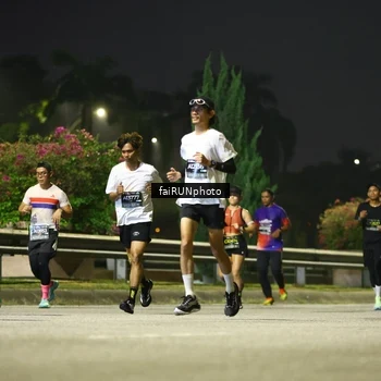Runner Photo 6653977