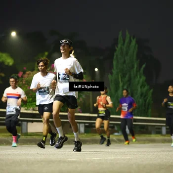 Runner Photo 6654043