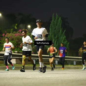 Runner Photo 6654056