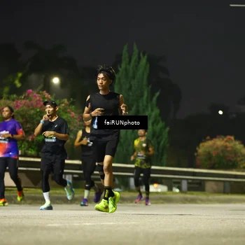 Runner Photo 6654385
