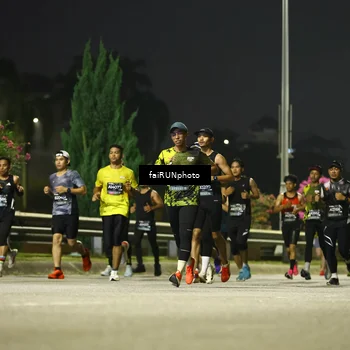 Runner Photo 6654589