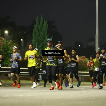 Runner Photo 6654745