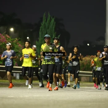 Runner Photo 6654775