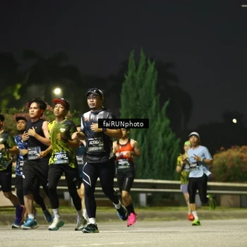 Runner Photo 6654859