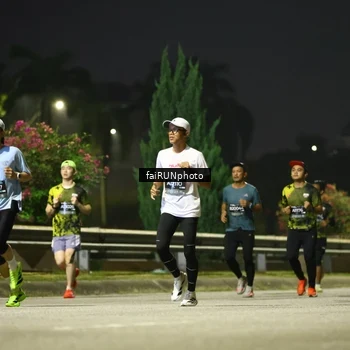 Runner Photo 6654895