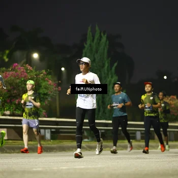 Runner Photo 6654902