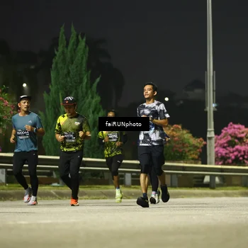 Runner Photo 6654977