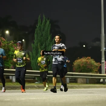 Runner Photo 6655046