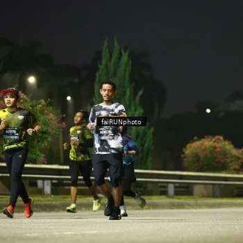 Runner Photo 6655190