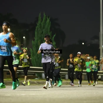 Runner Photo 6656012