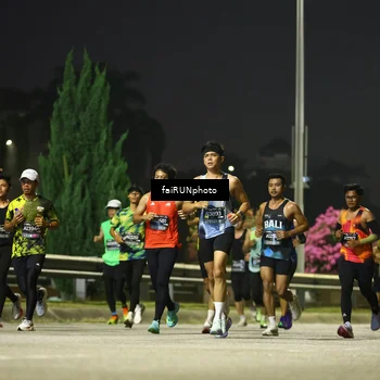 Runner Photo 6656165