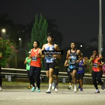 Runner Photo 6656261