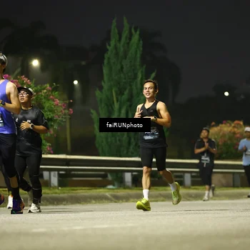 Runner Photo 6656980