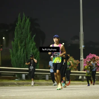 Runner Photo 6657068