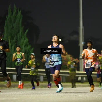 Runner Photo 6657463