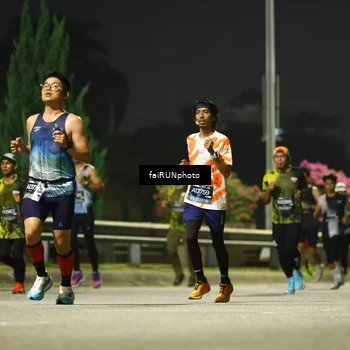 Runner Photo 6657572