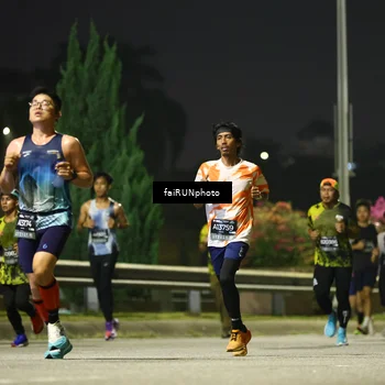 Runner Photo 6657631