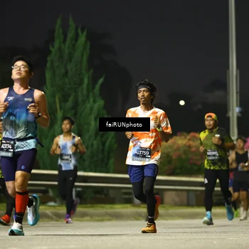 Runner Photo 6657685