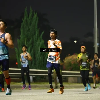 Runner Photo 6657732