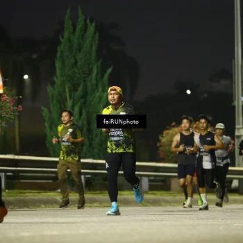 Runner Photo 6657878