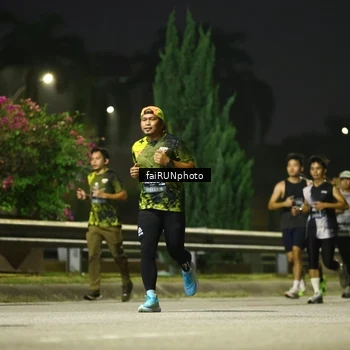 Runner Photo 6658065