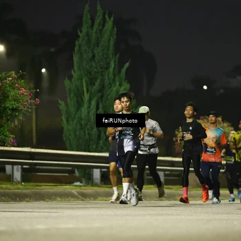 Runner Photo 6658179