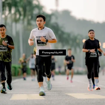 Runner Photo 6658199
