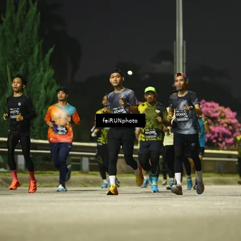 Runner Photo 6658216